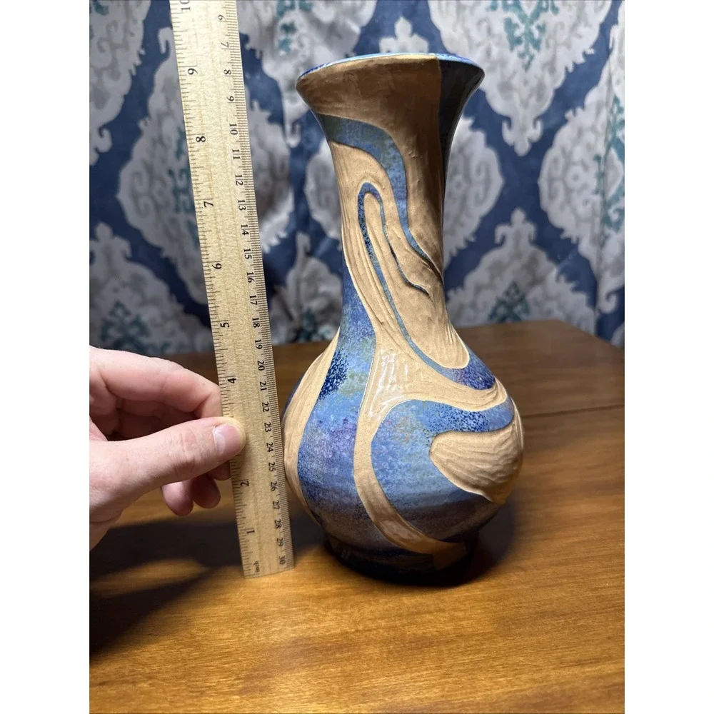 VTG‎  Jamaica Wassi Art Vase Carved Rare Pottery 9 Inches Blue/Tan Abstract 2001